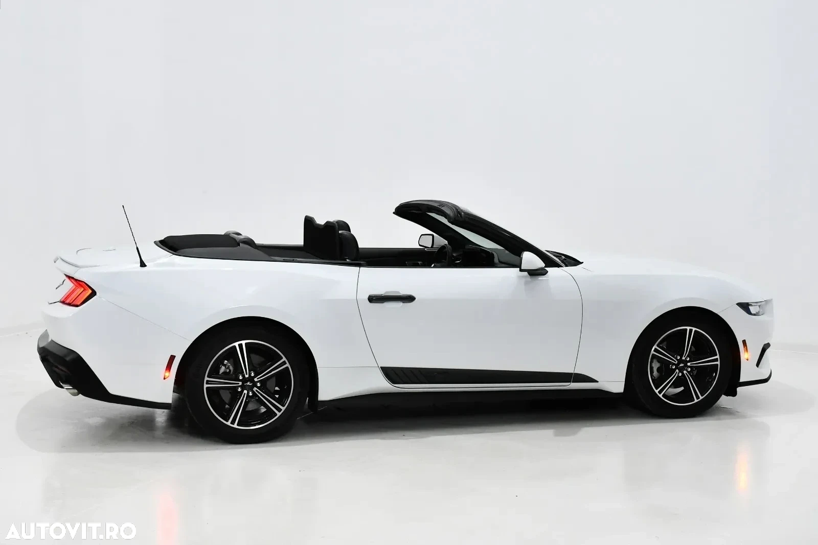 Ford Mustang Cabrio 2.3 Eco Boost - 8