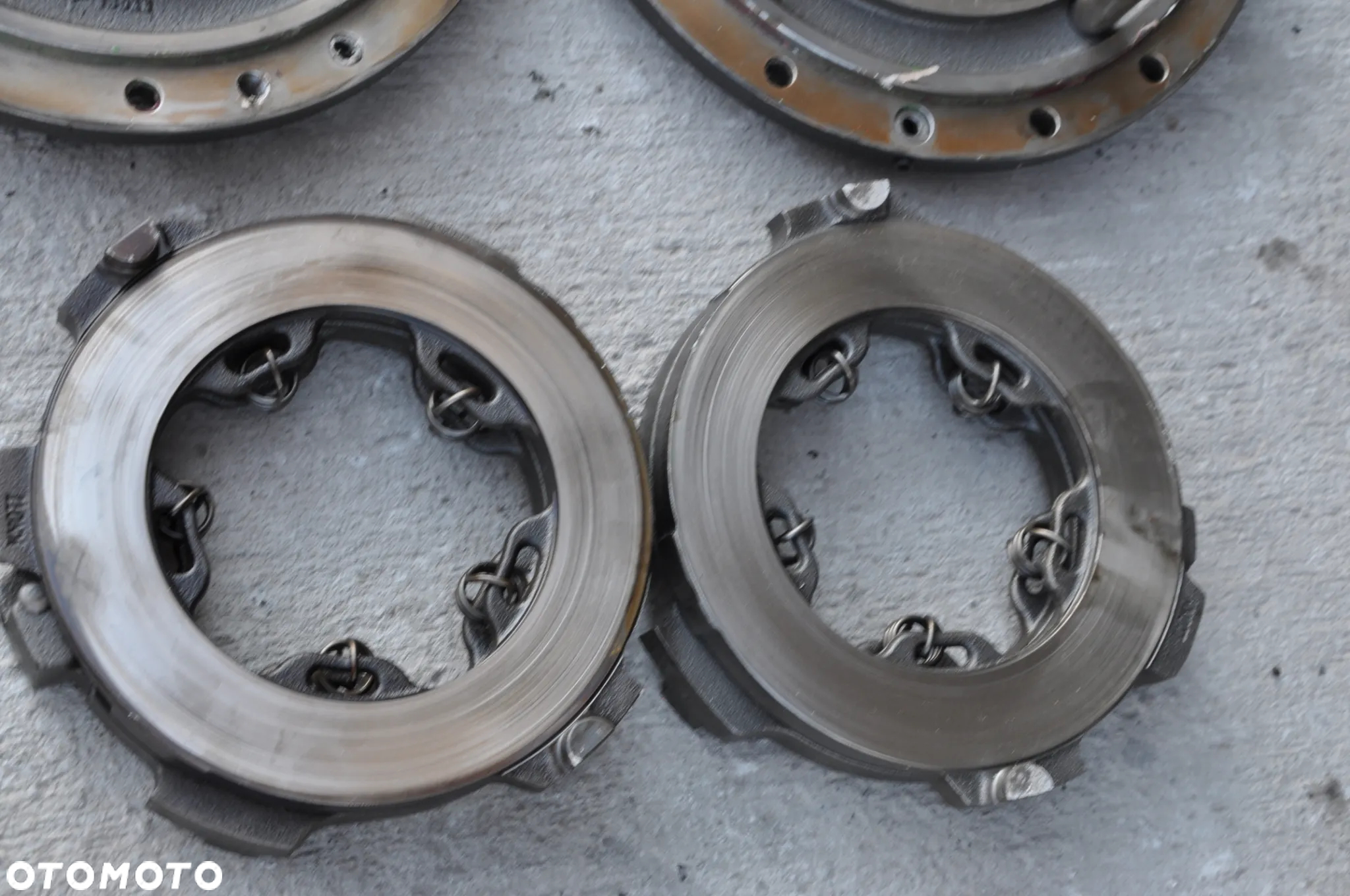 TARCZKI PRZEKŁADKI ZACISKI HAMULCOWE MASSEY FERGUSON 7480 6480 6485 - 6