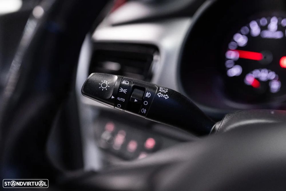 Kia Stonic 1.0 T-GDi Tech - 18