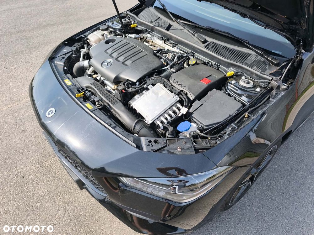 Mercedes-Benz CLA 200 d 8G-DCT AMG Line - 15