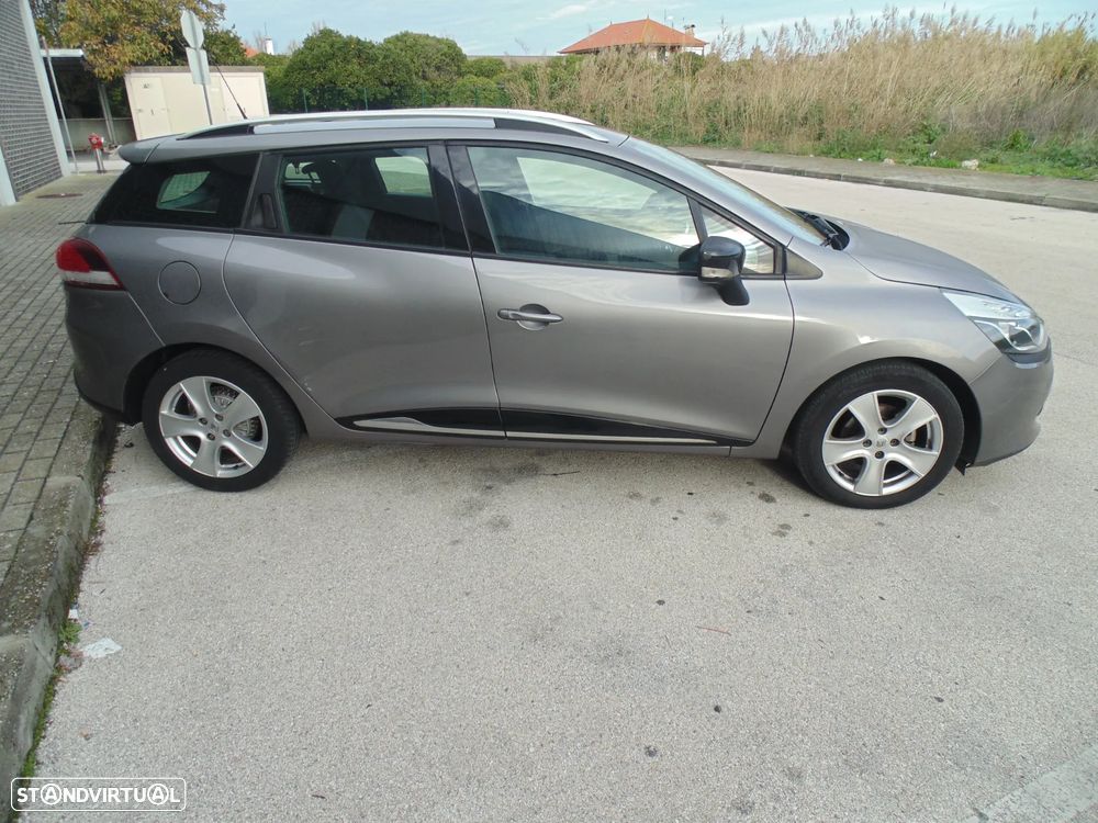 Renault Clio Sport Tourer 1.5 dCi Dynamique S - 9