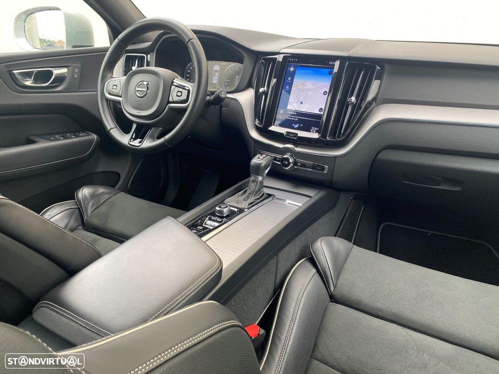 Volvo XC 60 2.0 D4 R-Design Geartronic - 6