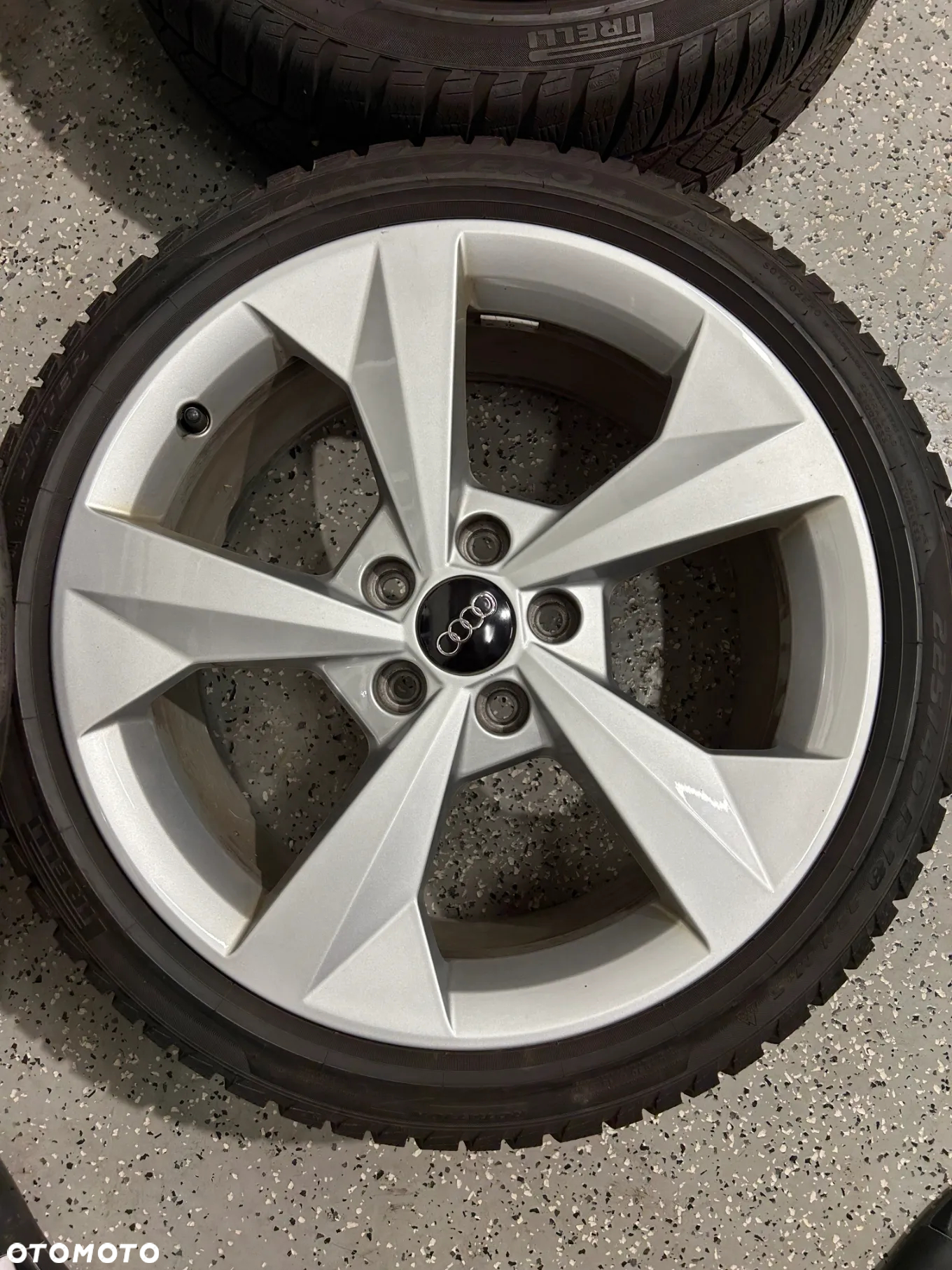 Oryginalne KOŁA FELGI 18 AUDI A3 S3 VW GOLF 8 GTI Pirelli 225/40R18 2021r 7mm jak NOWE - 5
