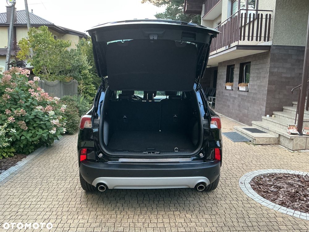 Ford Kuga - 9