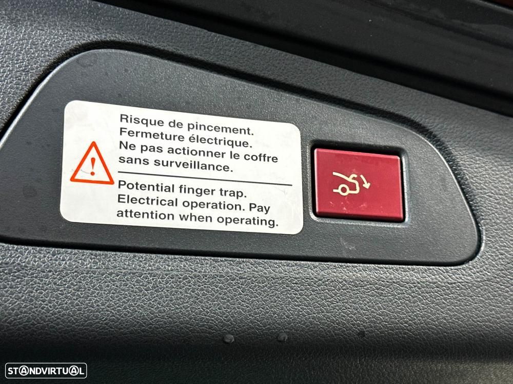 Peugeot 508 RXH 2.0 HDi Hybrid4 2-Tronic 104g - 18