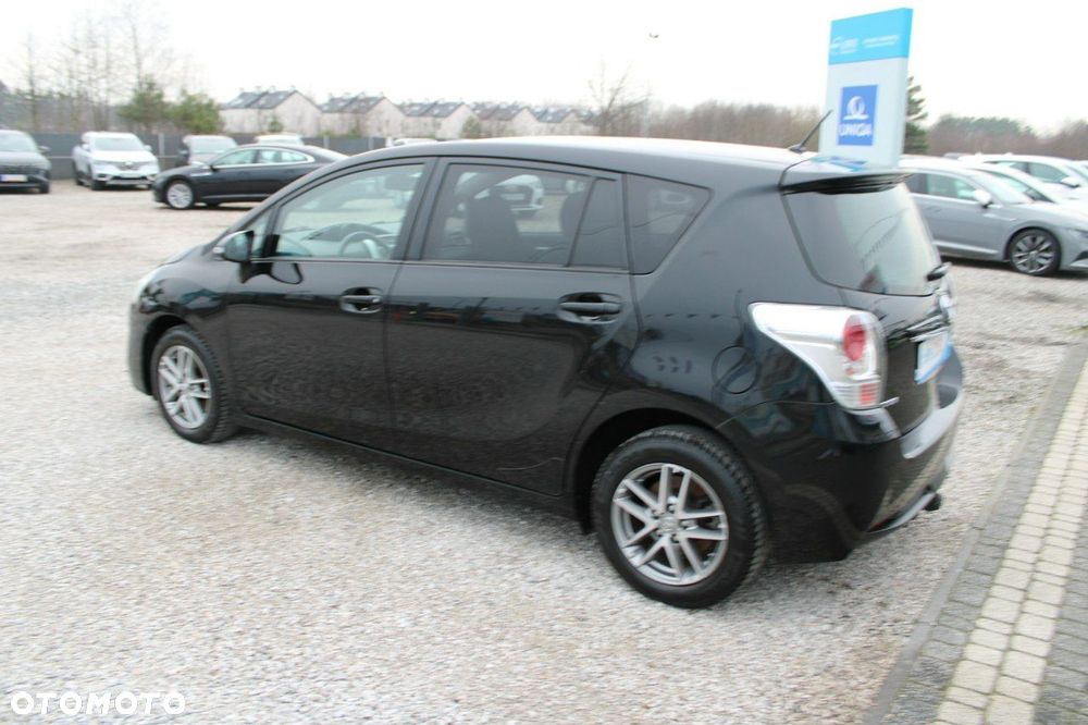 Toyota Verso - 10