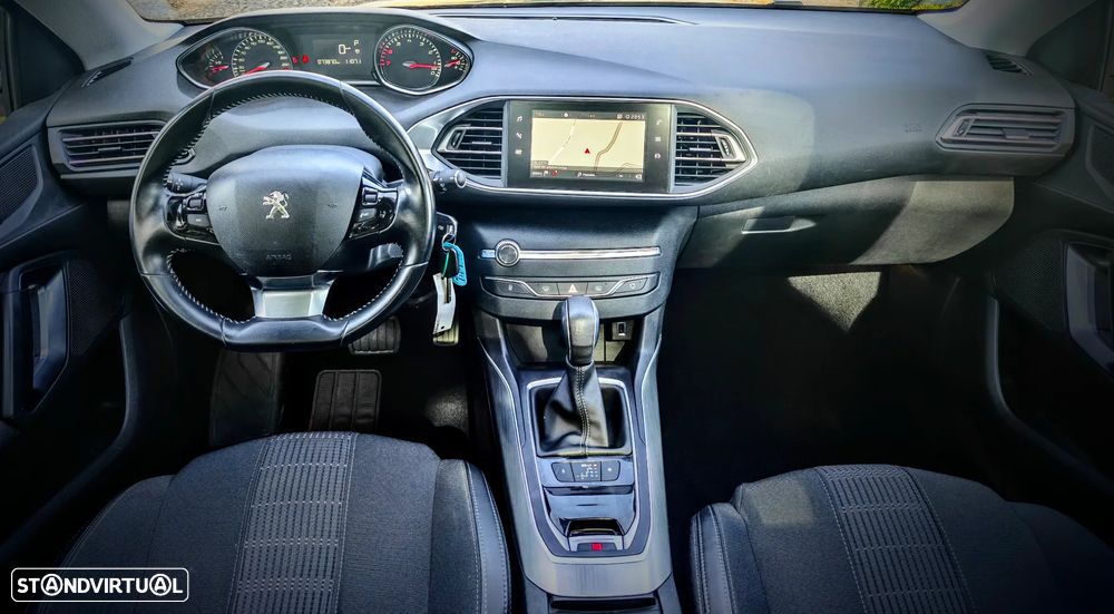 Peugeot 308 1.2 PureTech Allure Full LED EAT8 - 12