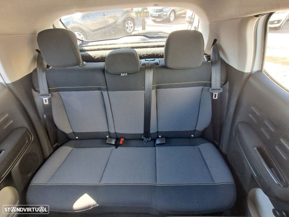 Citroën C3 1.2 PureTech Shine - 12