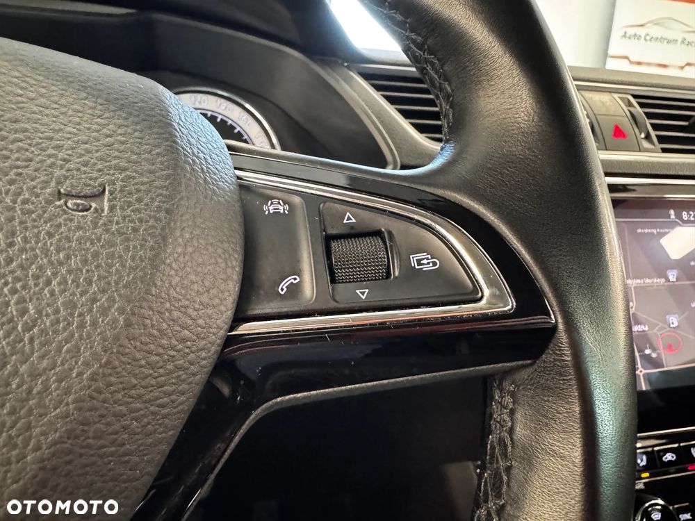 Skoda Superb 2.0 TDI L&K DSG - 18