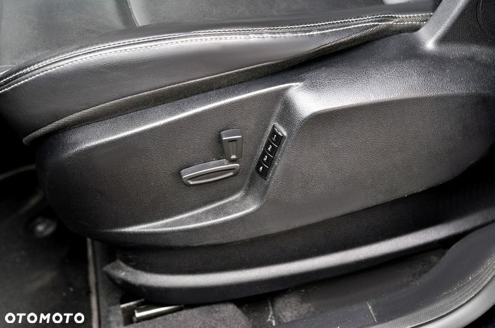 Ford S-Max 2.0 TDCi DPF Titanium - 14