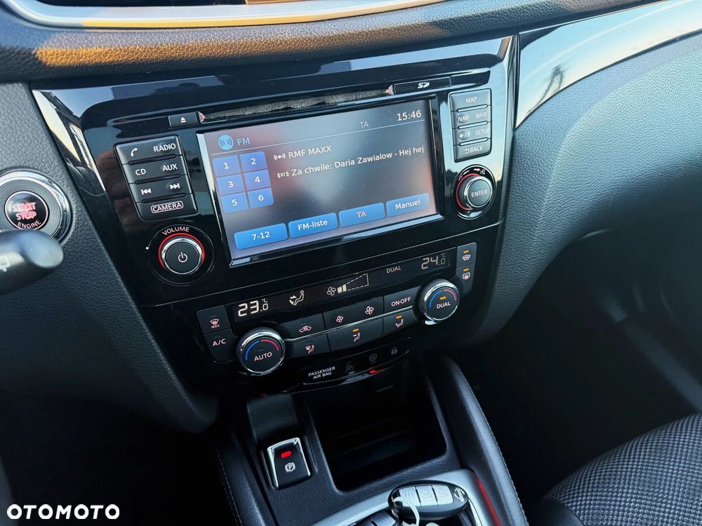 Nissan Qashqai 1.6 DIG-T TEKNA+ - 17