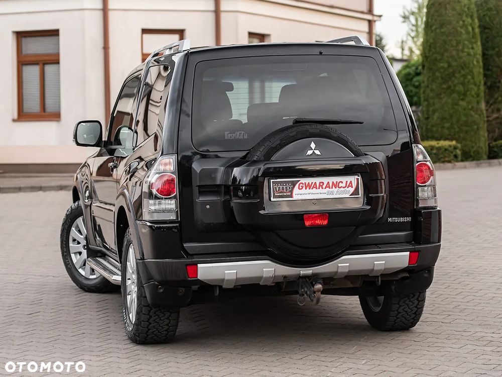 Mitsubishi Pajero 3.2 DI-D Automatik Intense - 8