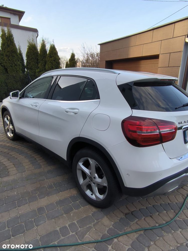 Mercedes-Benz GLA 200 7G-DCT AMG Line - 6
