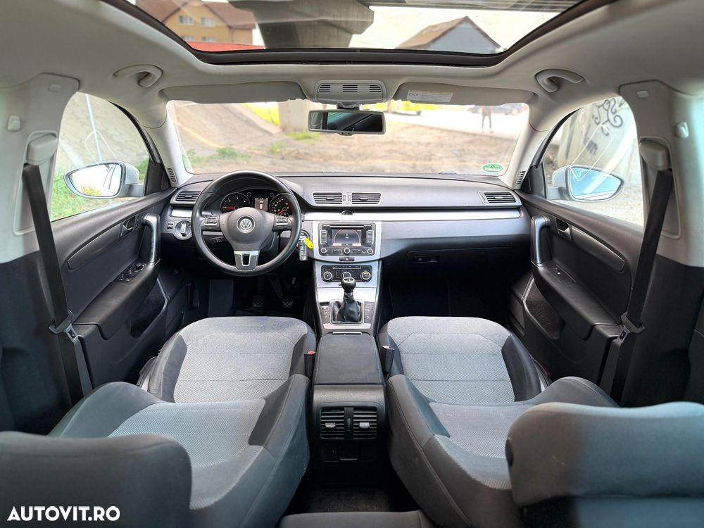 VOLKSWAGEN Passat 2011 — imagine 8