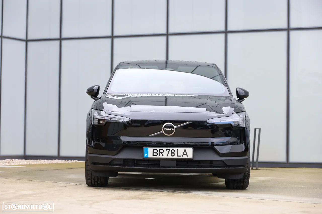 Volvo EX30 69 kWh Single Motor Extended Range Plus - 4