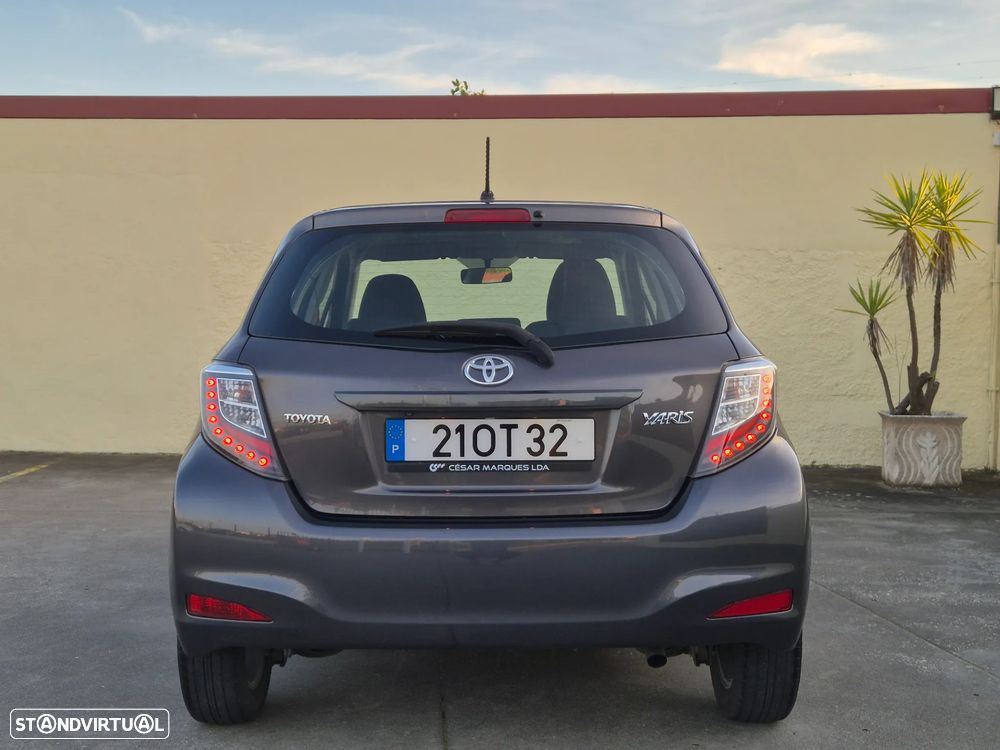 Toyota Yaris 1.4 D-4D Comfort+P.Style - 19