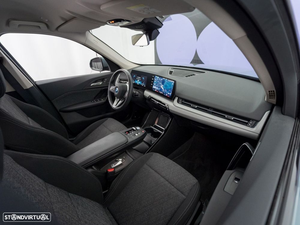 BMW iX1 eDrive20 xLine - 39