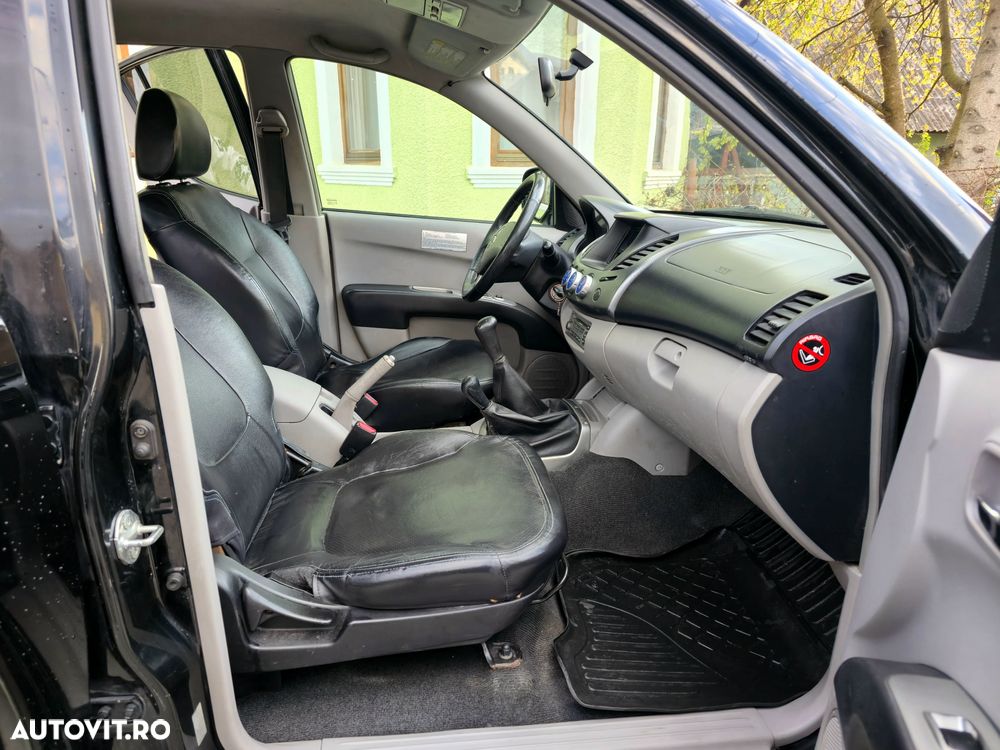 Mitsubishi L200 Pick Up 4x4 DPF Intense Double Cab - 11