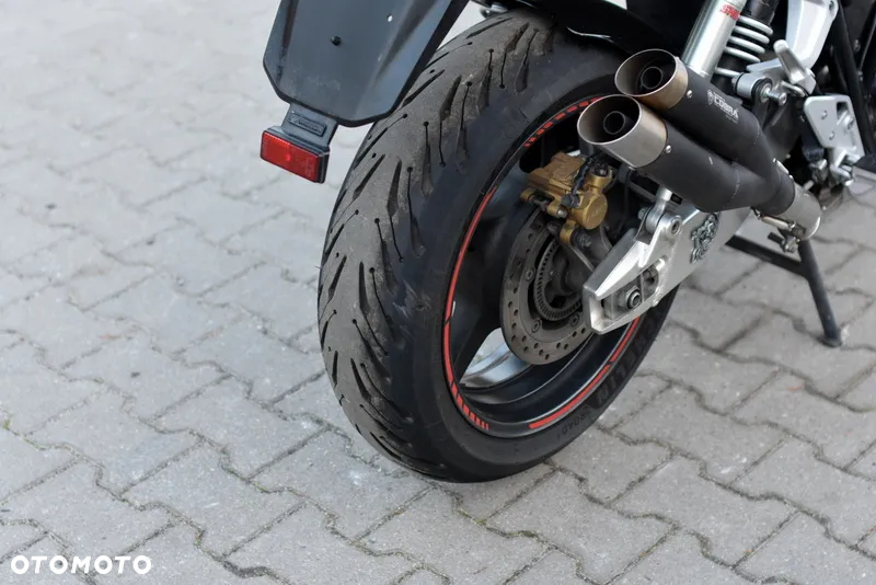 Honda CB - 16