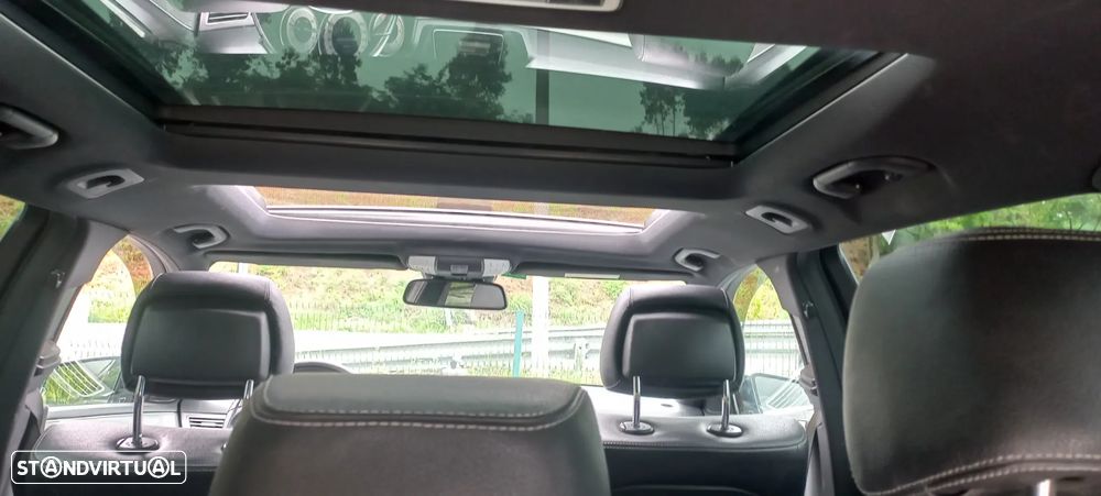 Mercedes-Benz E 220 - 1
