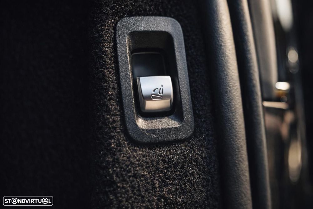 Mercedes-Benz C 300 de AMG Line - 34