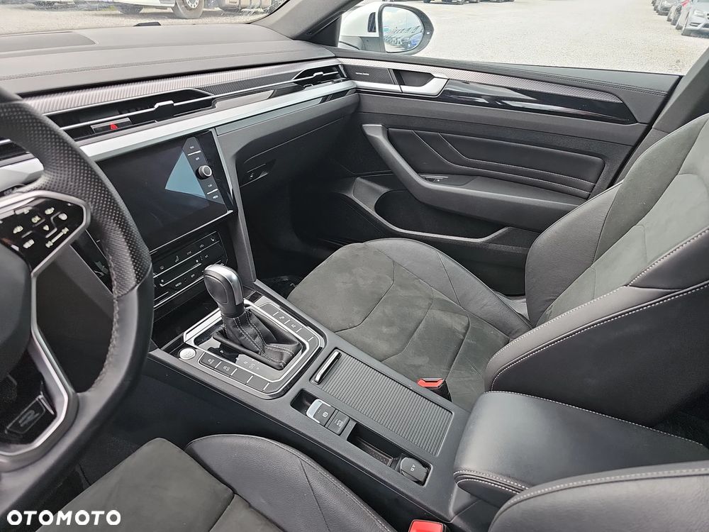Volkswagen Arteon 2.0 TSI R-Line DSG - 17