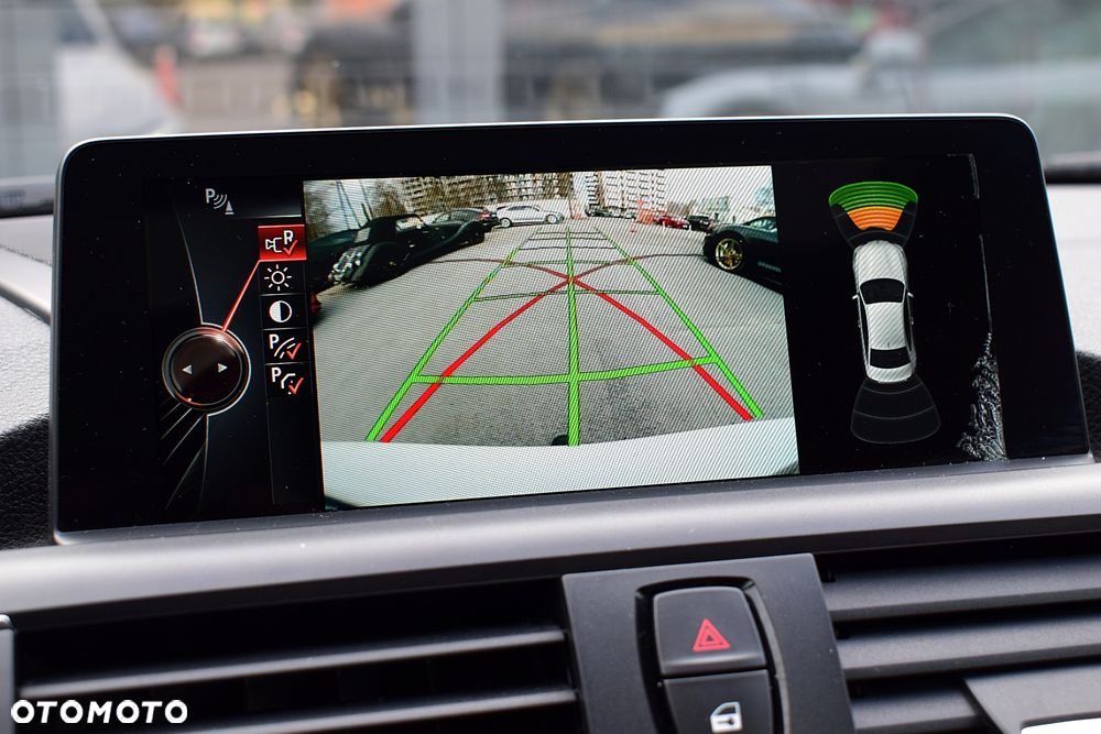 BMW Seria 2 M235i xDrive Sport-Aut - 12