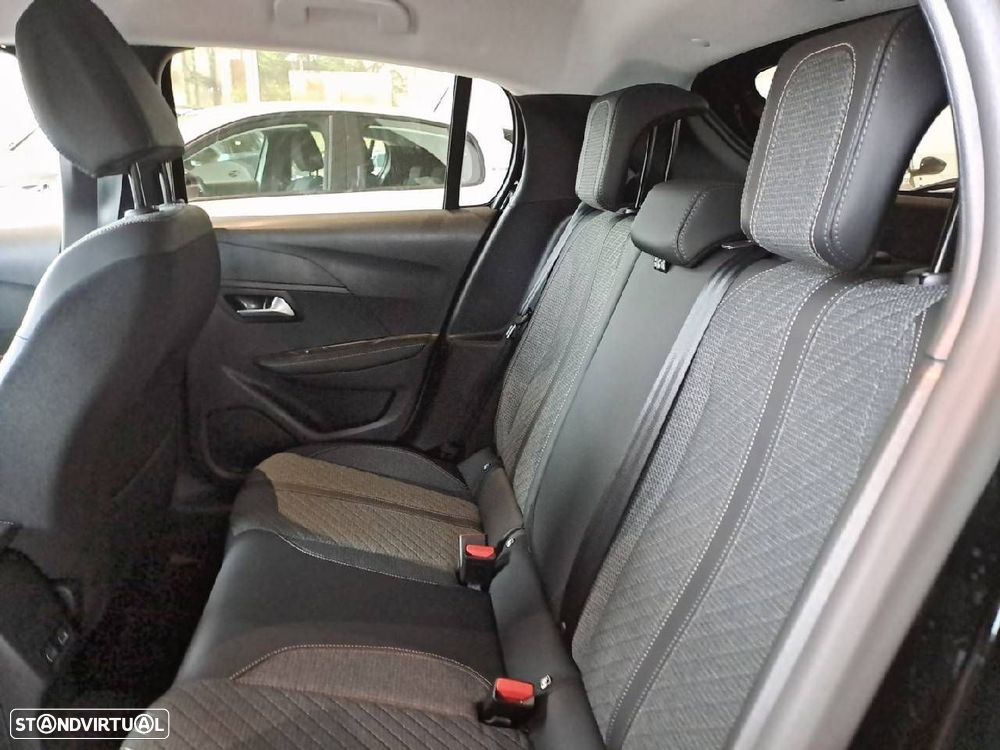 Peugeot 208 1.2 Hybrid Allure e-DCS6 - 10