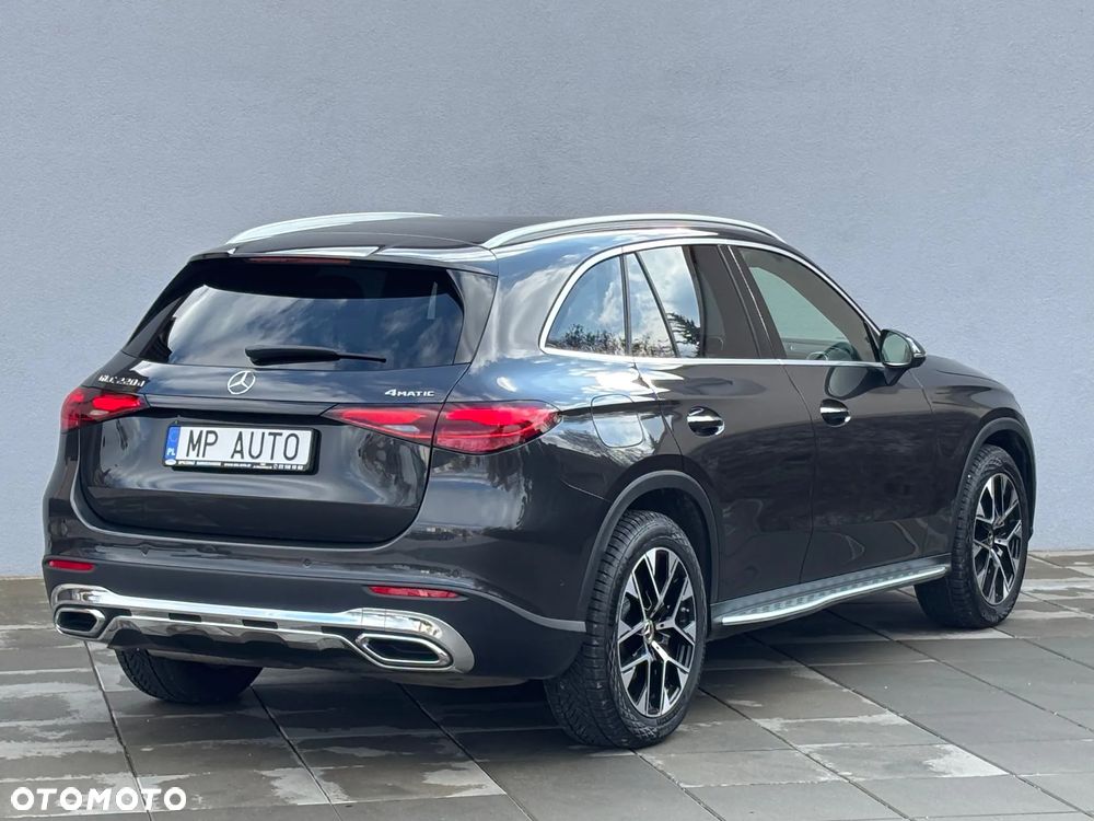 Mercedes-Benz GLC - 6