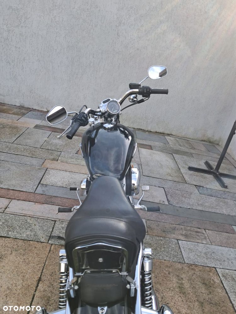 Harley-Davidson Sportster Custom 1200C - 16