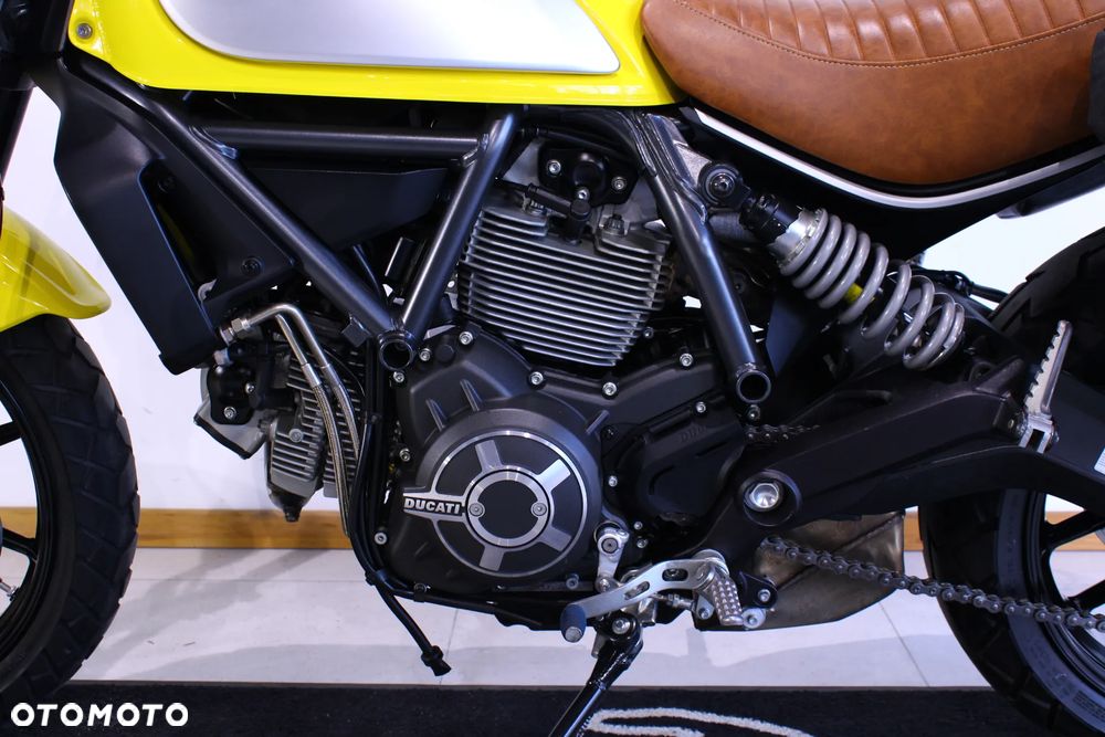 Ducati Scrambler - 24