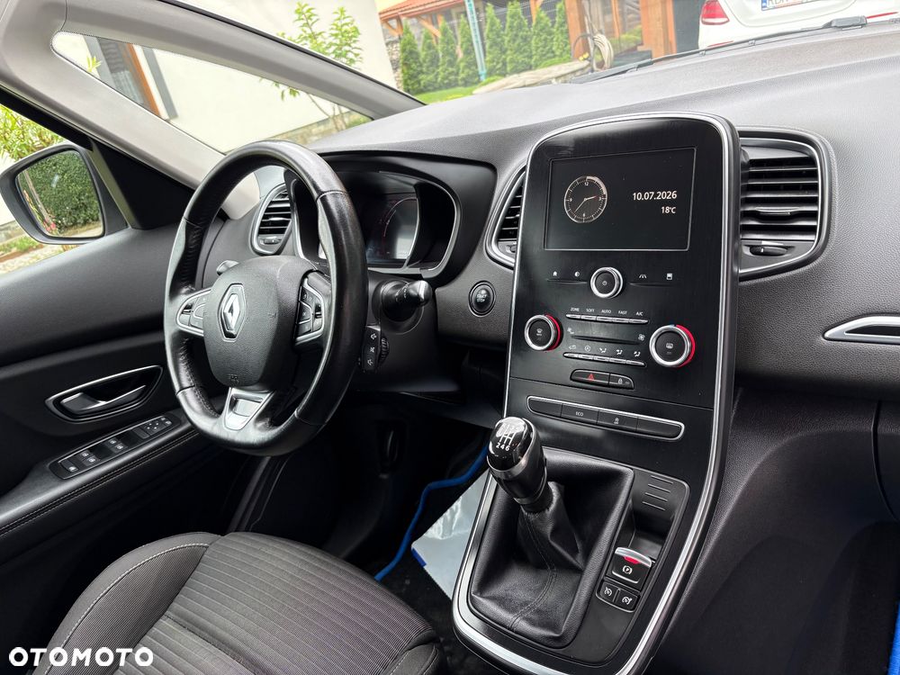 Renault Scenic - 8