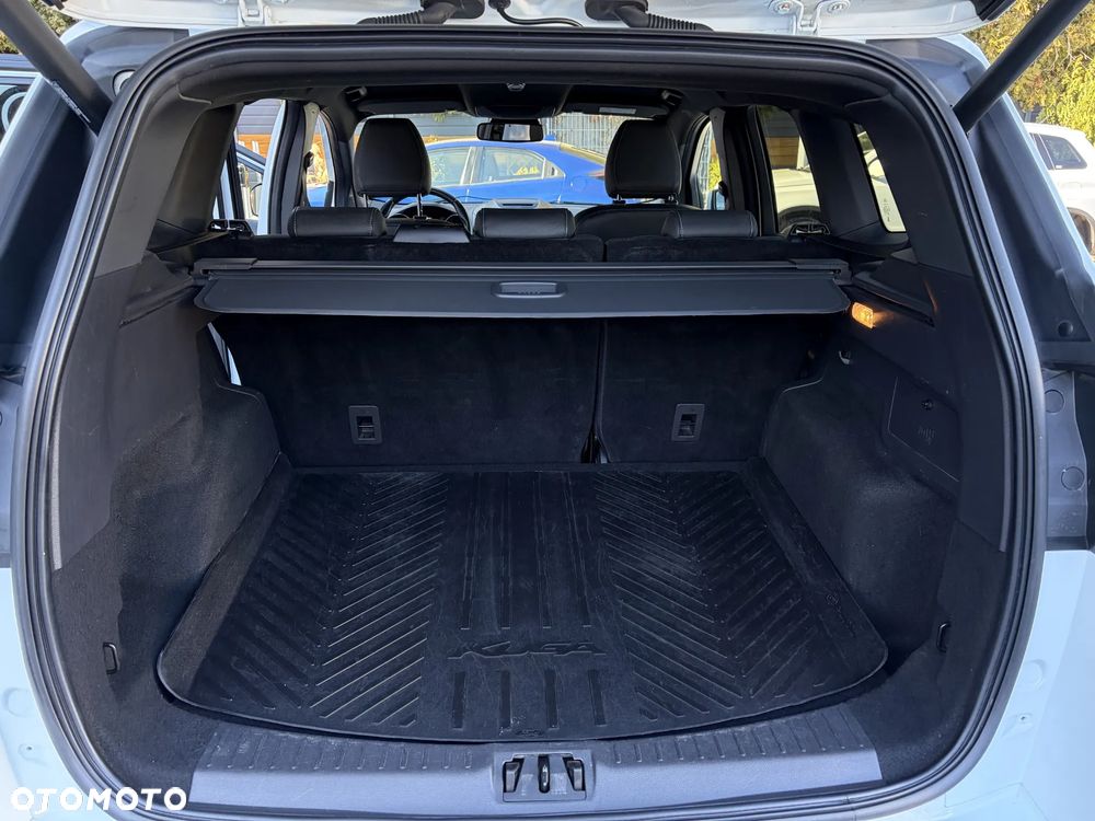 Ford Kuga 2.0 TDCi 2x4 ST-Line - 36
