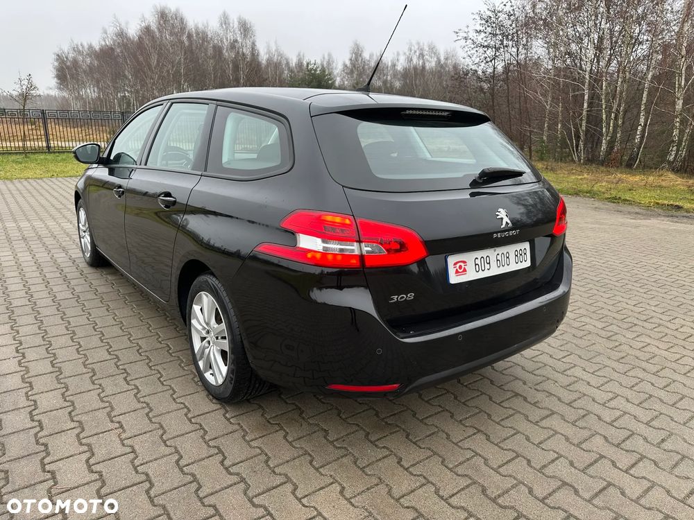 Peugeot 308 - 6
