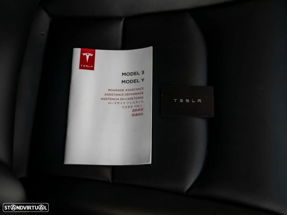 Tesla Model 3 Performance Dual Motor AWD - 37