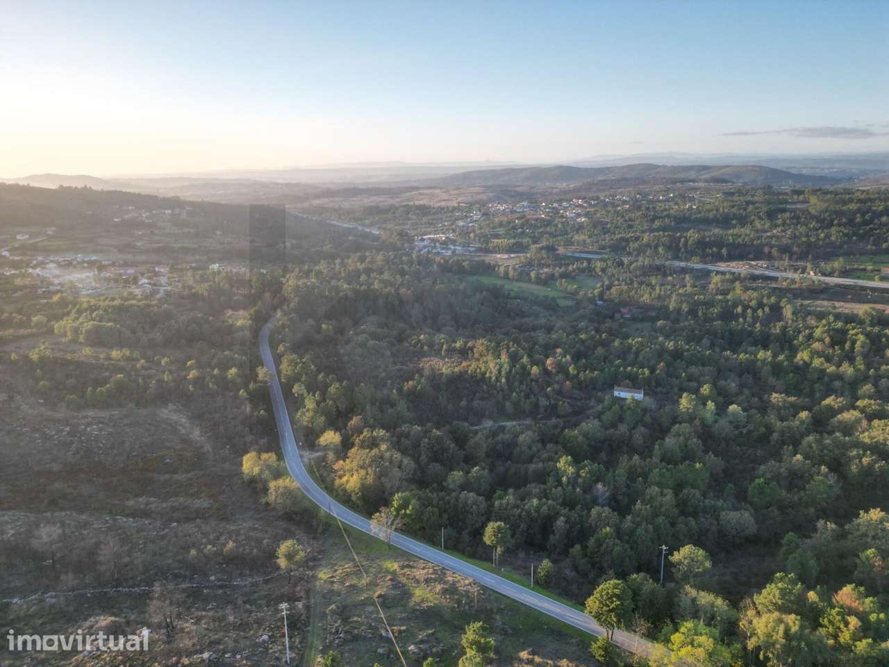 Lote de Terreno Urbano com 400 m2 em Chãs de Tavares – Mangualde - Grande imagem: 5/13