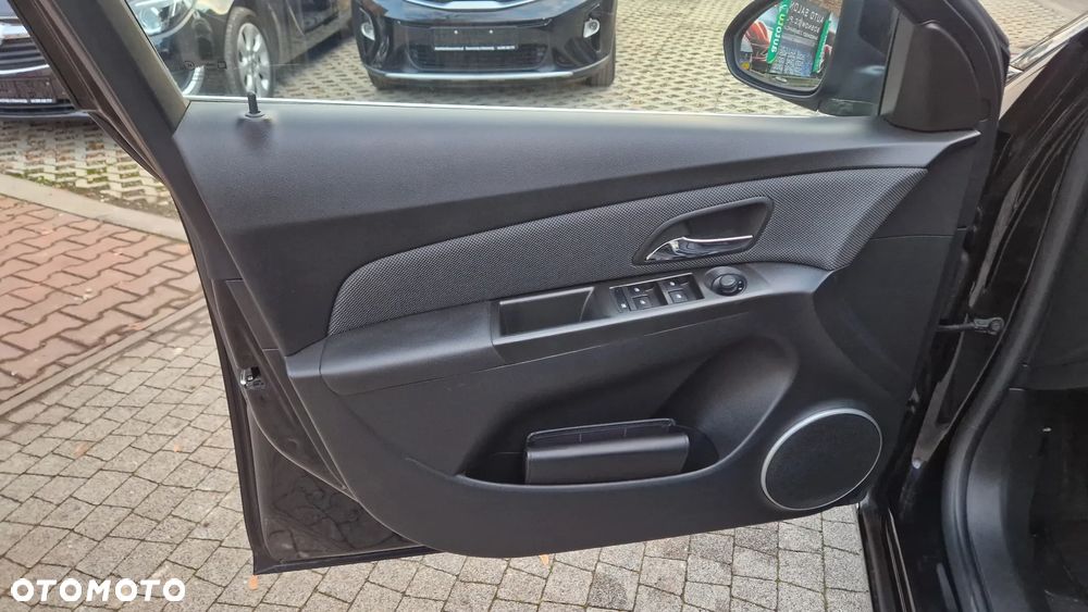 Chevrolet Cruze 1.8 LT+ - 20