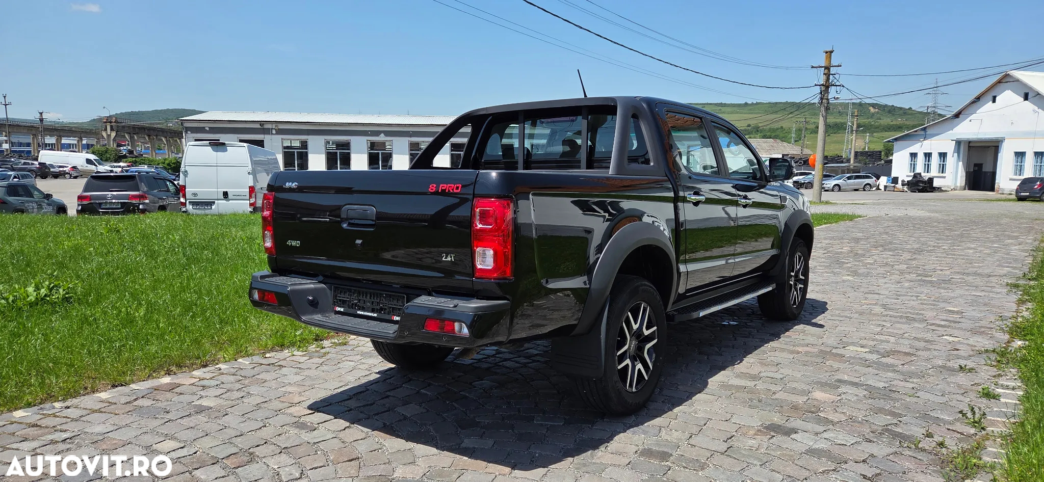 JAC T8 - 5
