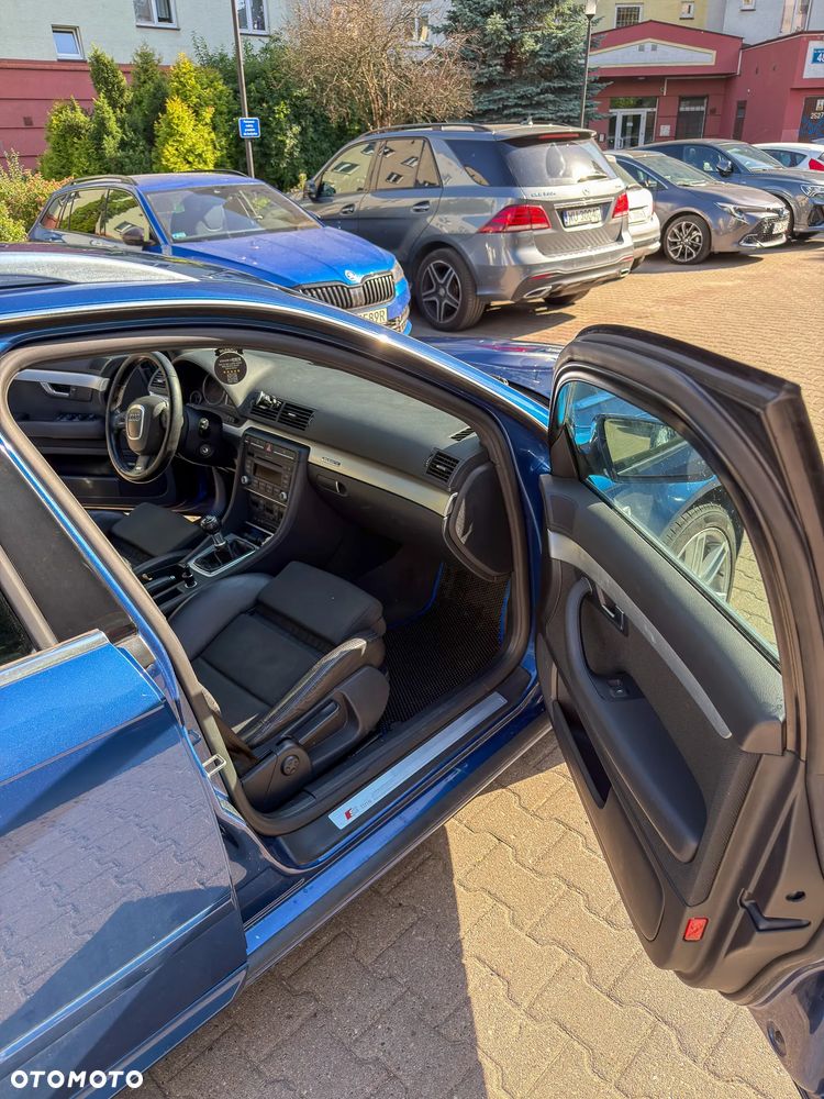 Audi A4 Avant 2.0 TDI DPF quattro S line Sportpaket (plus) - 15