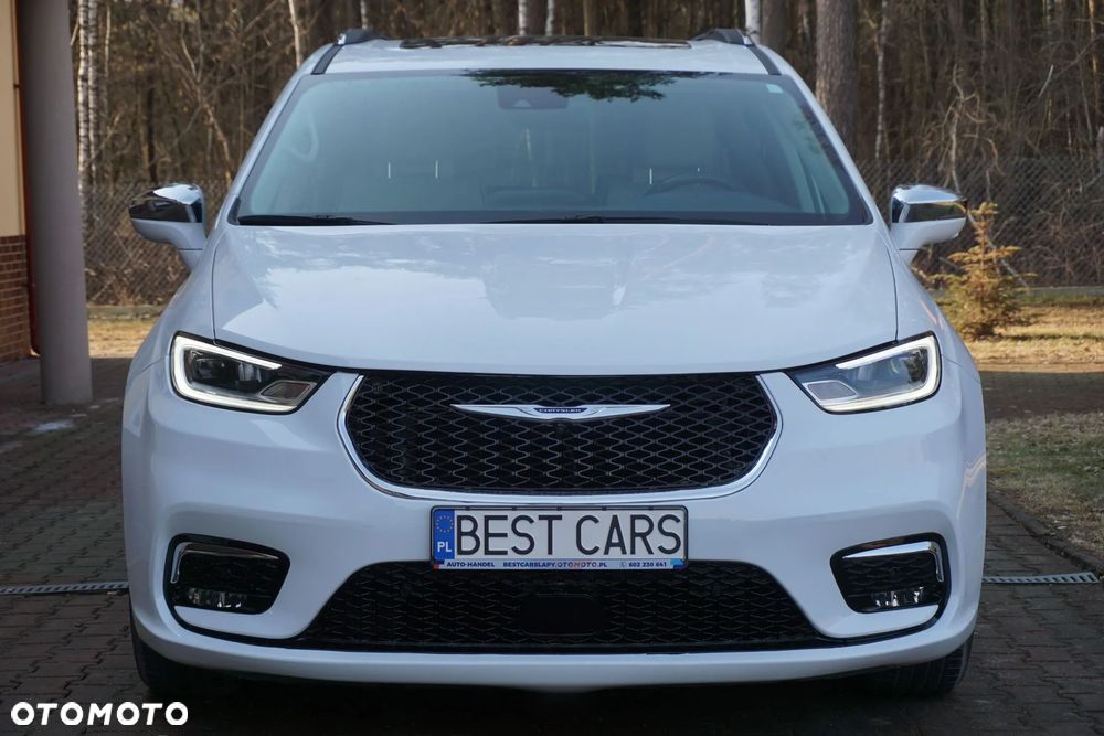 Chrysler Pacifica - 10