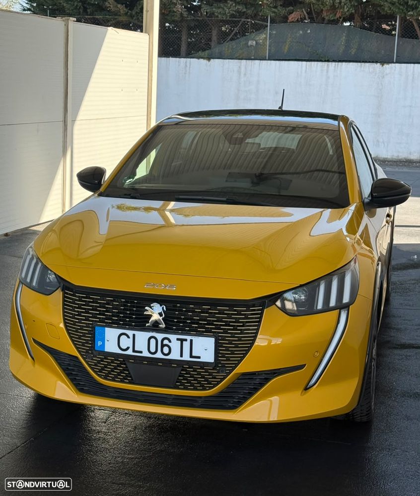 Peugeot e-208 - 1