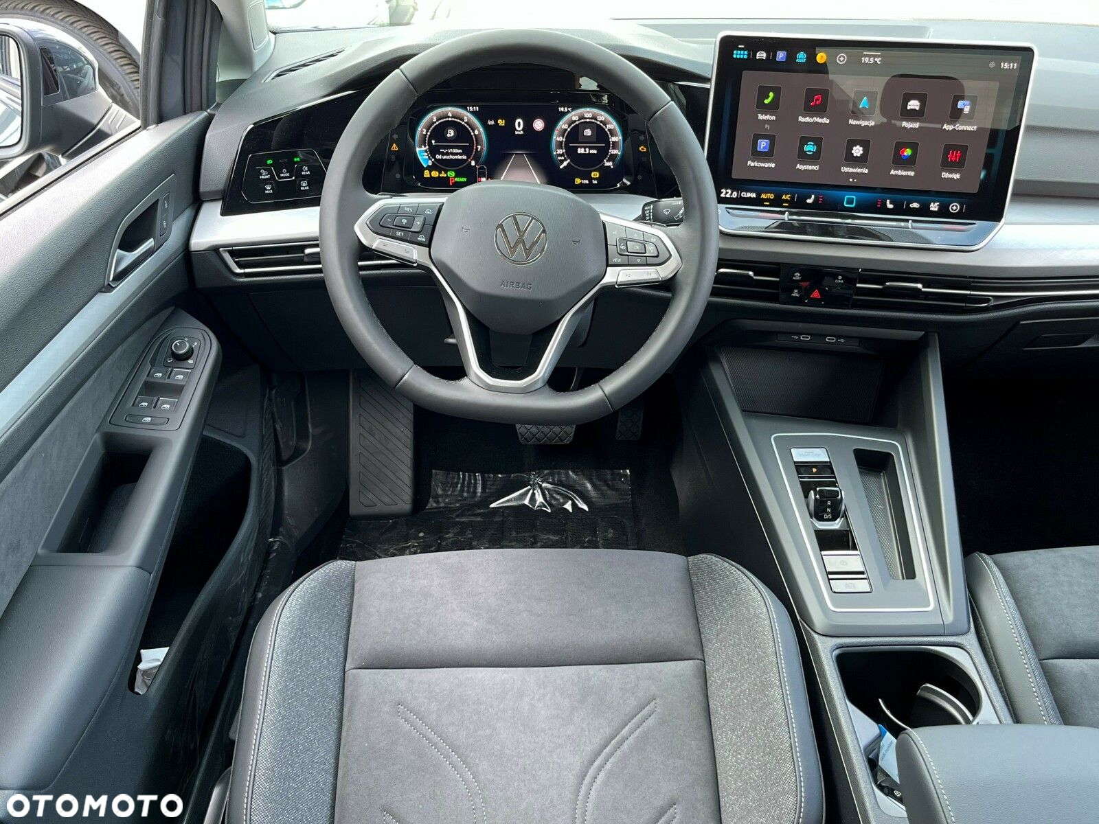 Volkswagen Golf - 6