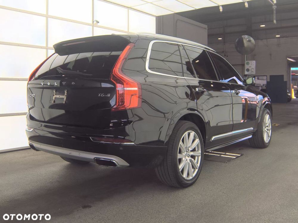 Volvo XC 90 - 3