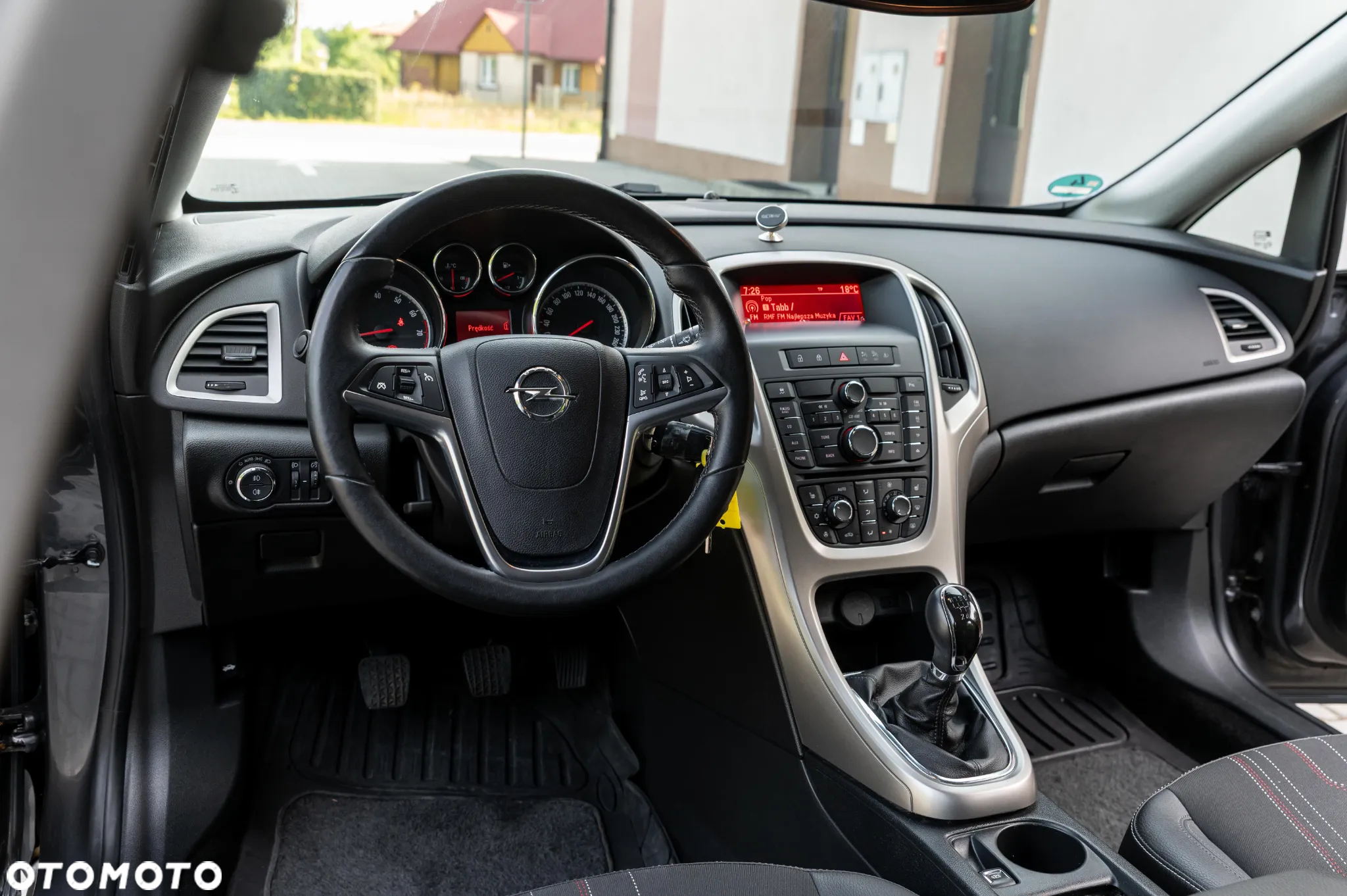 Opel Astra - 35