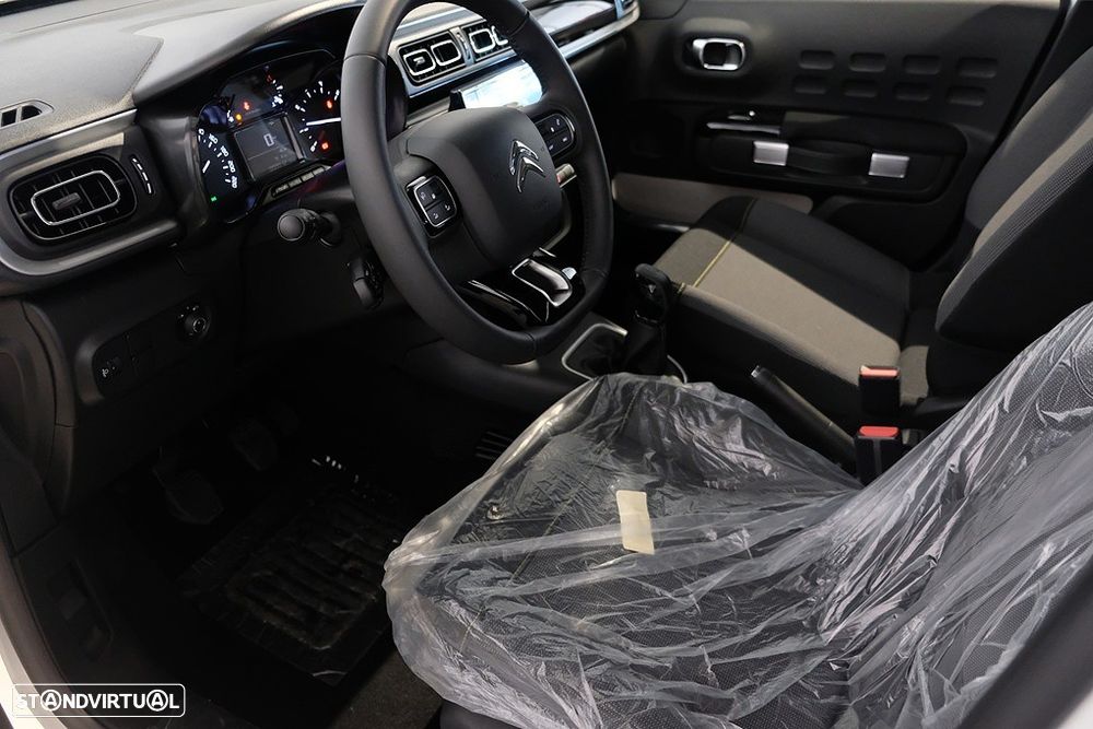 Citroën C3 1.2 PureTech Shine - 10
