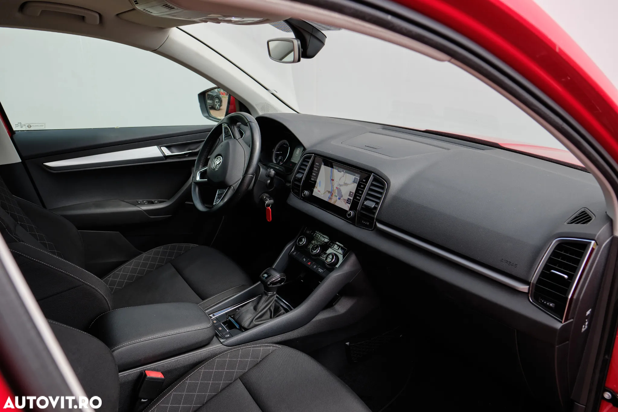 Skoda Karoq 1.5 TSI DSG Selection - 28
