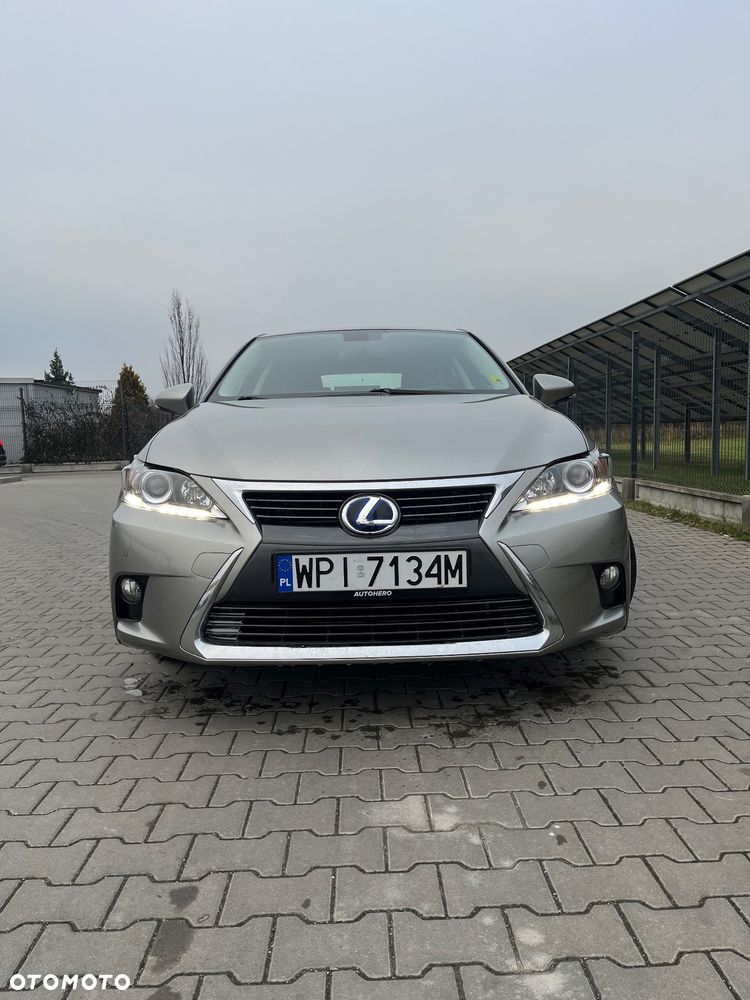 Lexus CT 200h Business Edition - 2