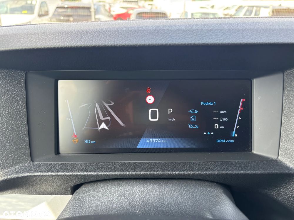 Peugeot Traveller 2.0 BlueHDi Long Business EAT8 - 18