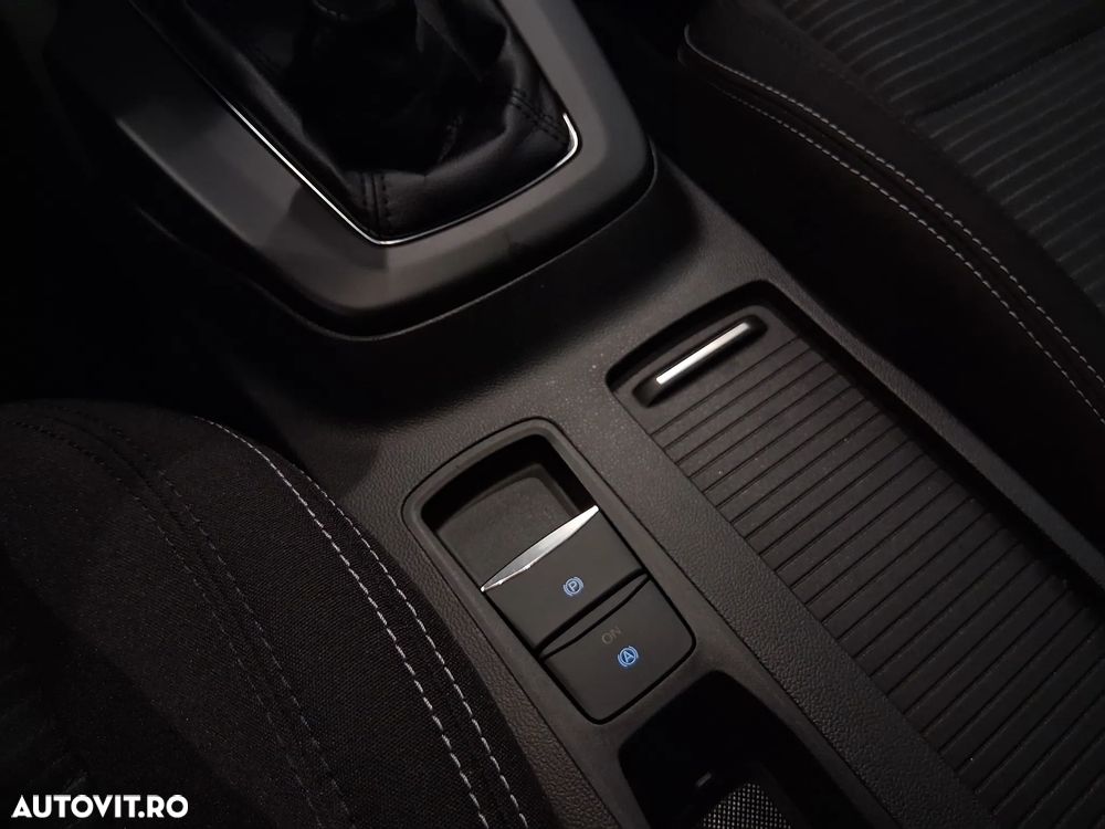 Ford Focus 1.0 EcoBoost Titanium - 21