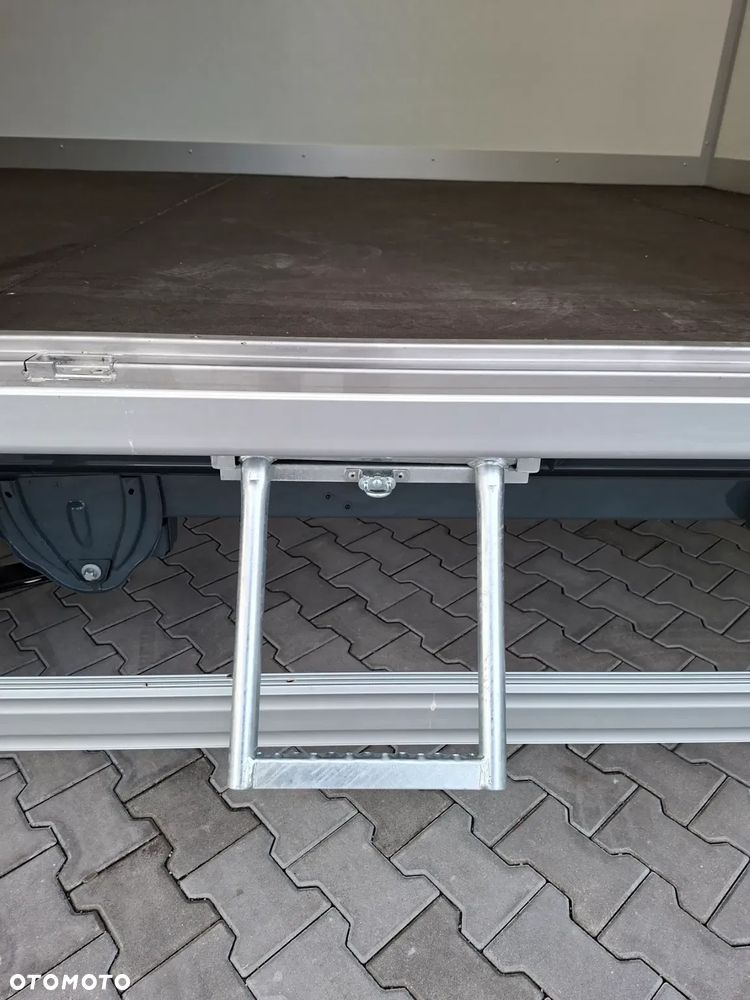Fiat Ducato Kontener z windą - 25